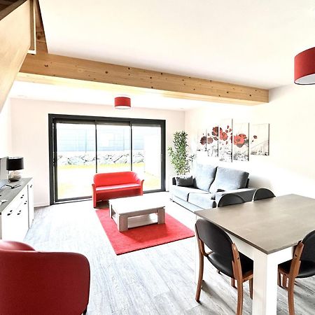 Du Vignoble A L'Atlantique - Residence Montifault Gites Du 2 Au 3 Pieces Le Pallet Eksteriør billede