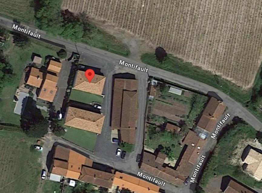 Du Vignoble A L'Atlantique - Residence Montifault Gites Du 2 Au 3 Pieces Le Pallet Eksteriør billede